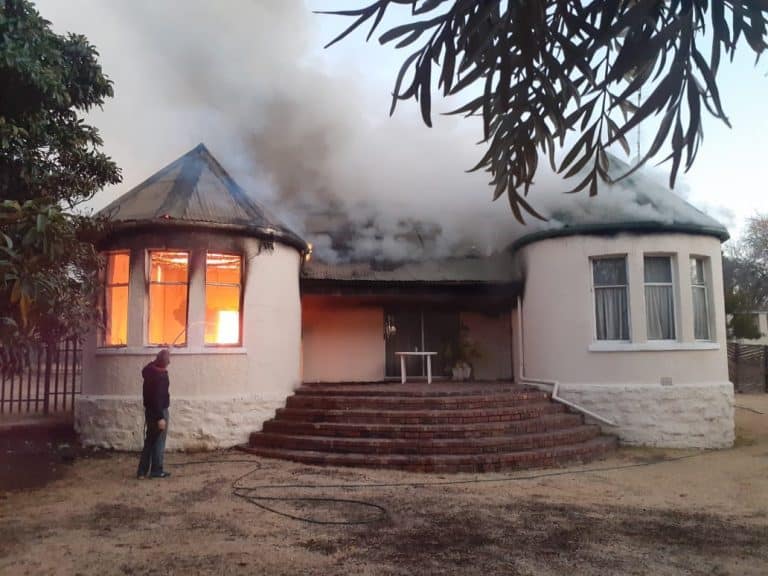 AfriForum versoek reaksie vanaf Ngwathe Plaaslike Munisipaliteit oor gebrek aan brandweerwaens in Heilbron