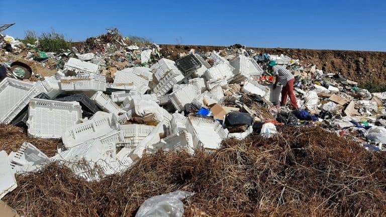 Free State landfill sites do not adhere to national standards