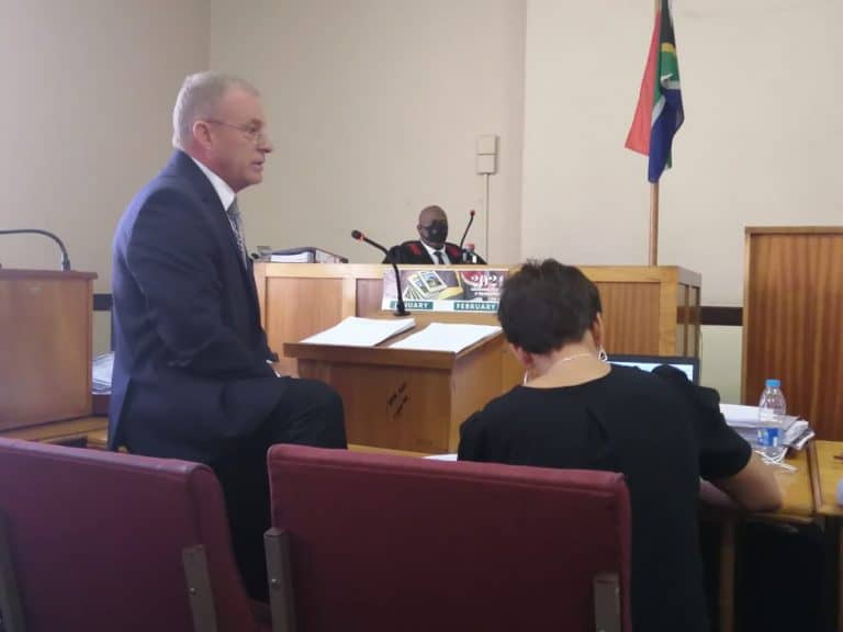 Adv. Gerrie Nel cross-examines fire expert in inquest of deaths of Deedat family members in house fire   