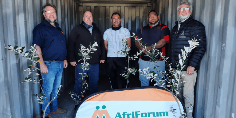 Boomplantmaand: AfriForum se Kaap Agulhas-tak skenk 20 bome