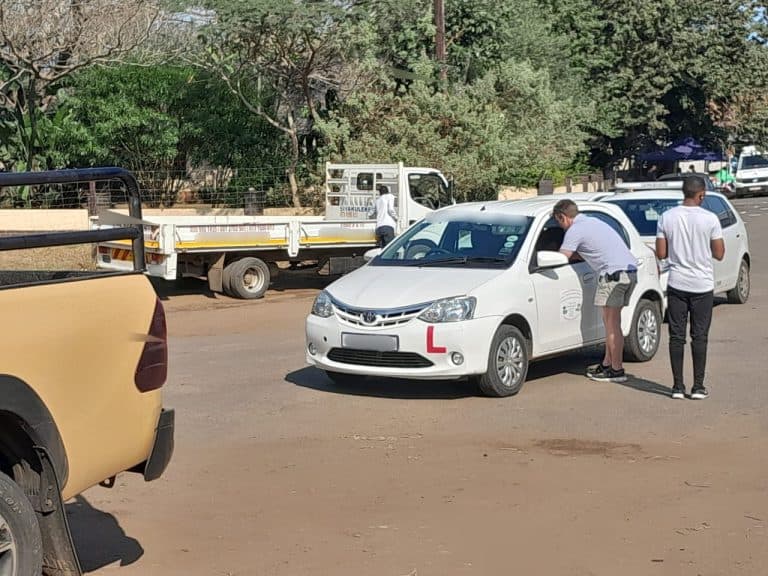 AfriForum veiligheidstrukture spoor gekloonde voertuig binne ure op