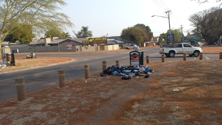 AfriForum waarsku Lesufi en gryp in om vullisverwyderingskrisis in Tshwane te beredder