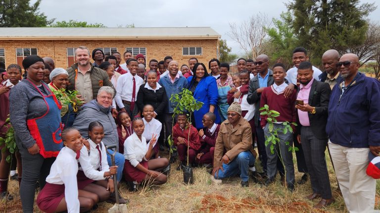Joint initiative teaches pupils about the agricultural value chain and self-sufficiency