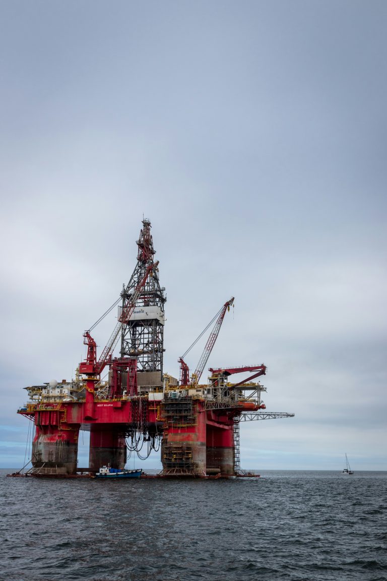Ontwikkeling van Stroomop Petroleumhulpbronne: Gebrekkige wetsontwerp moet gestuit word