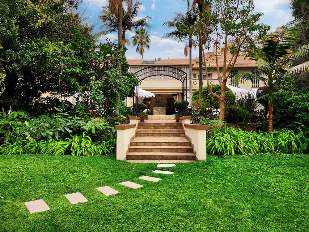 10 2nd Avenue Boutique Hotel